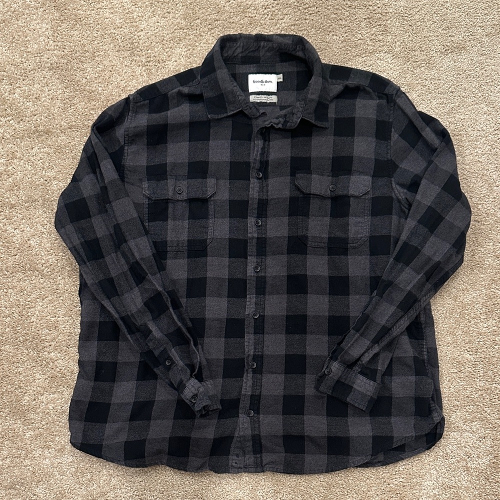 Goodfellow & Co Black and Gray Checkered Shirt
